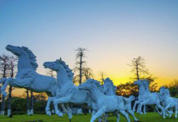 东营新颖活力的马群雕塑奔跑的马