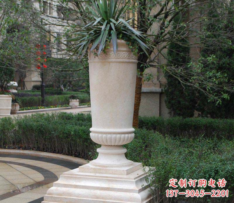 东营别墅装饰花盆