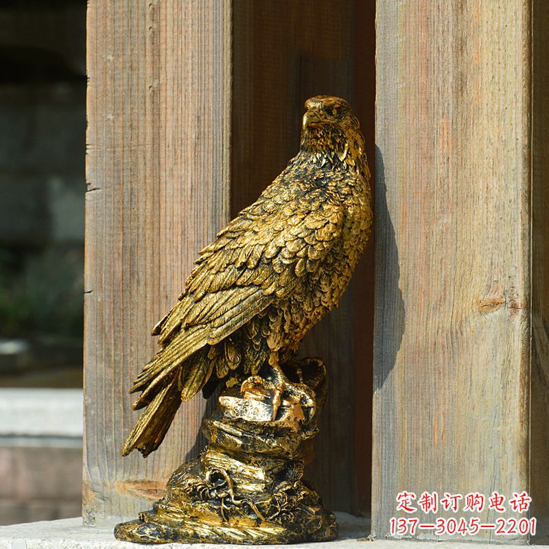 东营玻璃钢老鹰雕塑——传承自然之美