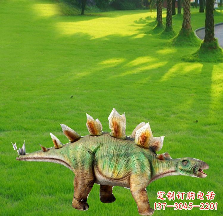 东营仿真恐龙雕塑玻璃钢棘背龙