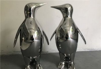 东营企鹅雕塑以不锈钢赋予生命