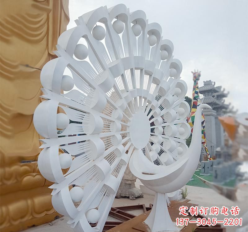 东营不锈钢孔雀雕塑美丽的艺术品