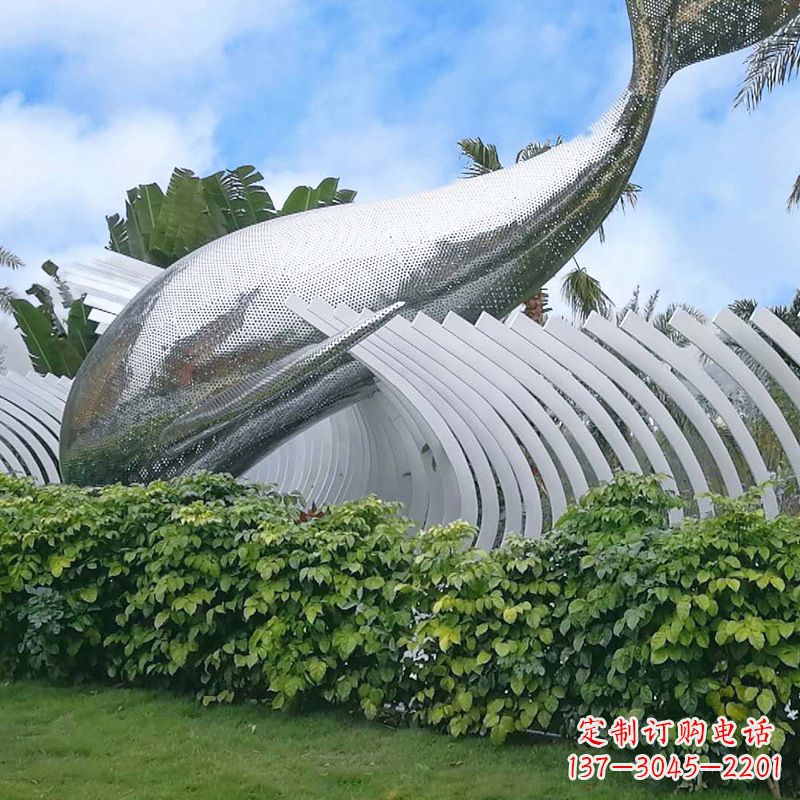 东营海豚雕塑镜面鲸鱼创意动物景观