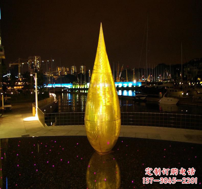 东营不锈钢水滴雕塑给环境带来美丽