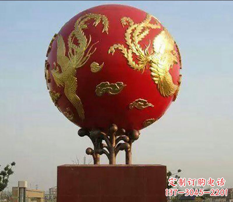 东营不锈钢龙凤呈祥雕塑传统艺术的精美体现