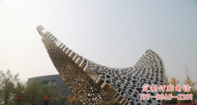 东营不锈钢字母雕塑——点缀美丽的空间