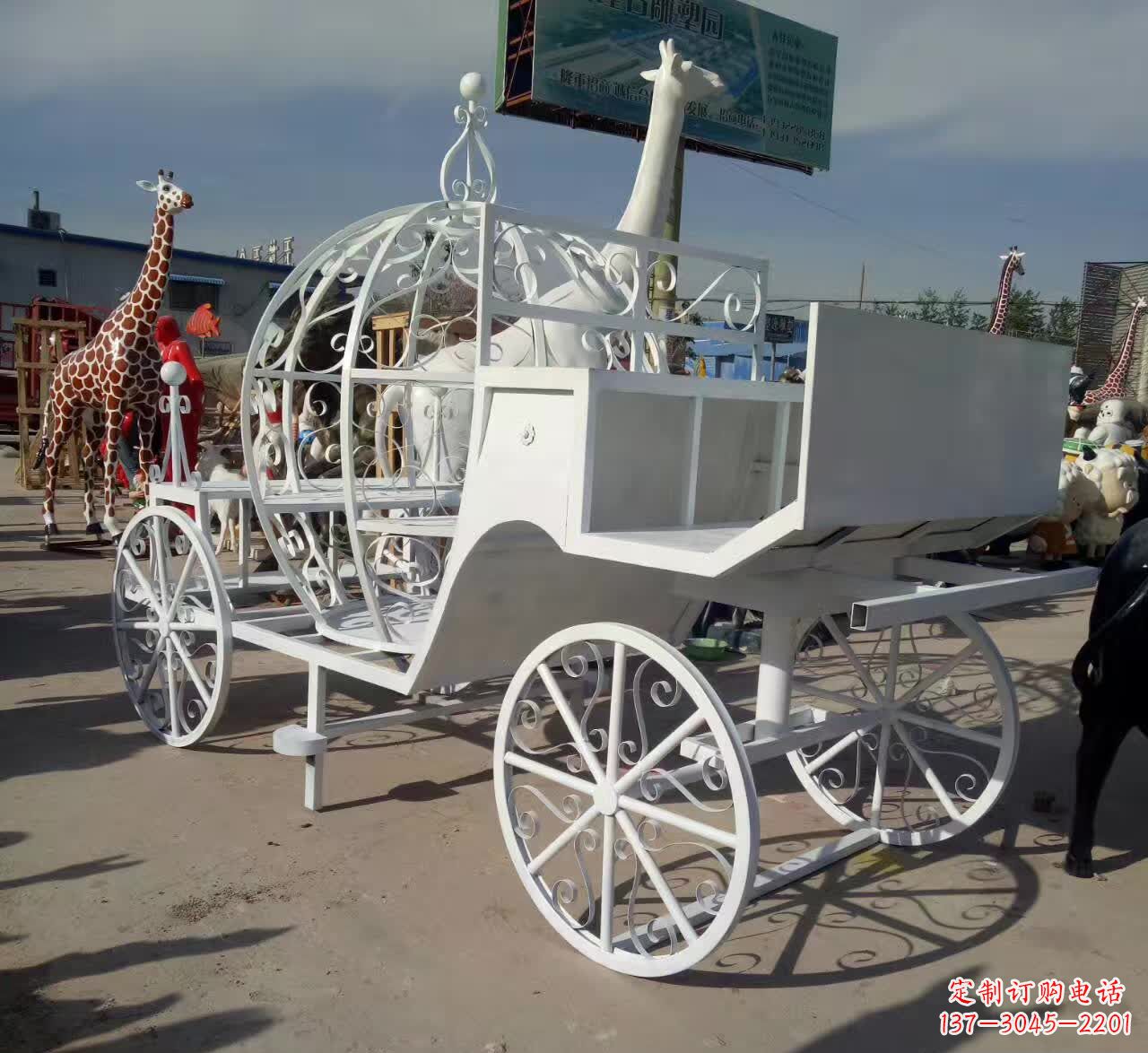东营不锈钢欧式马车雕塑精美的艺术品