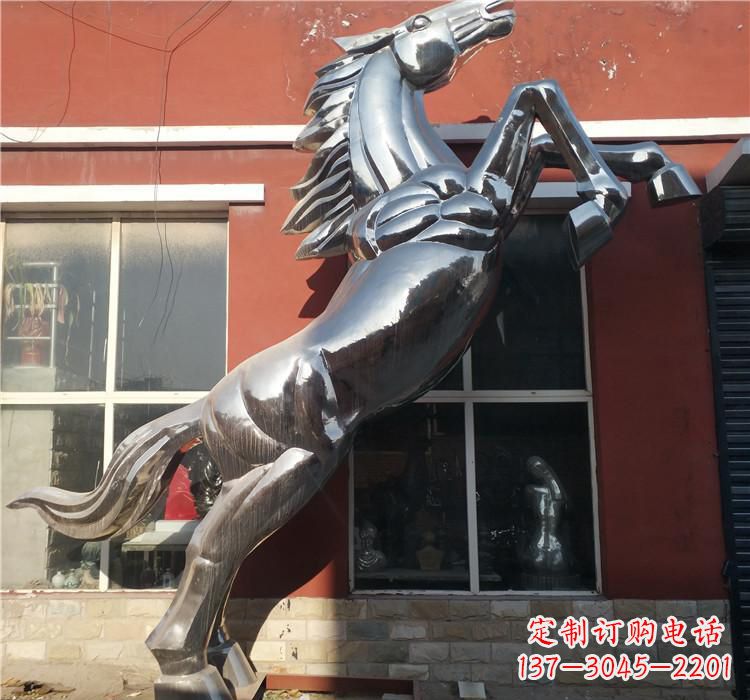 东营不锈钢跳跃马雕塑