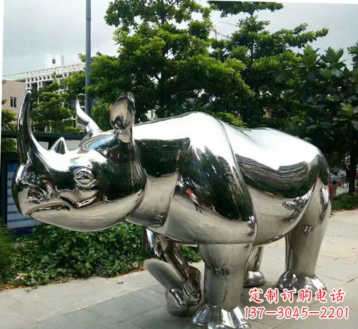 东营不锈钢犀牛雕塑传承自然之美