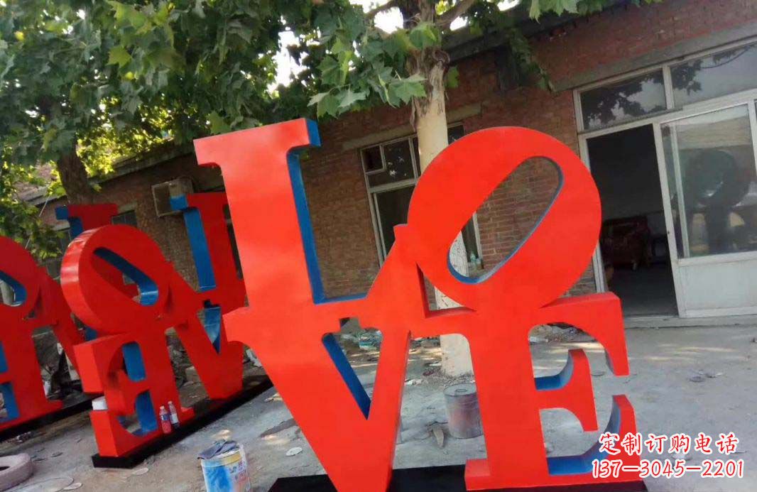 东营不锈钢字母景观雕塑