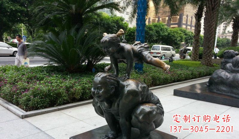 东营精美山羊雕塑,点缀步行街
