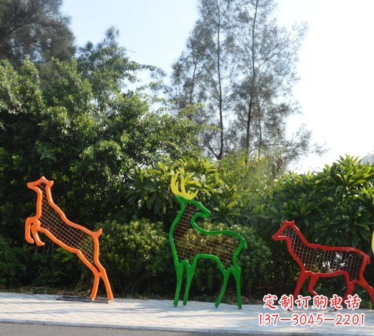东营精美的彩色不锈钢梅花鹿雕塑