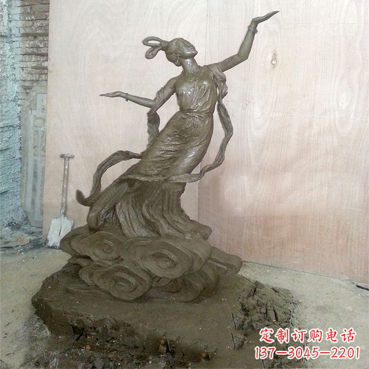 东营“传说中的嫦娥——嫦娥雕塑”