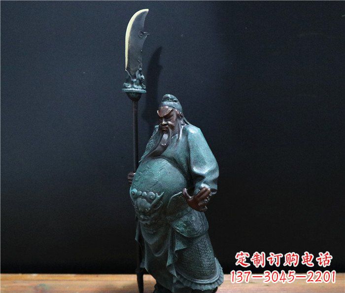 东营玻璃钢仿铜关公雕塑