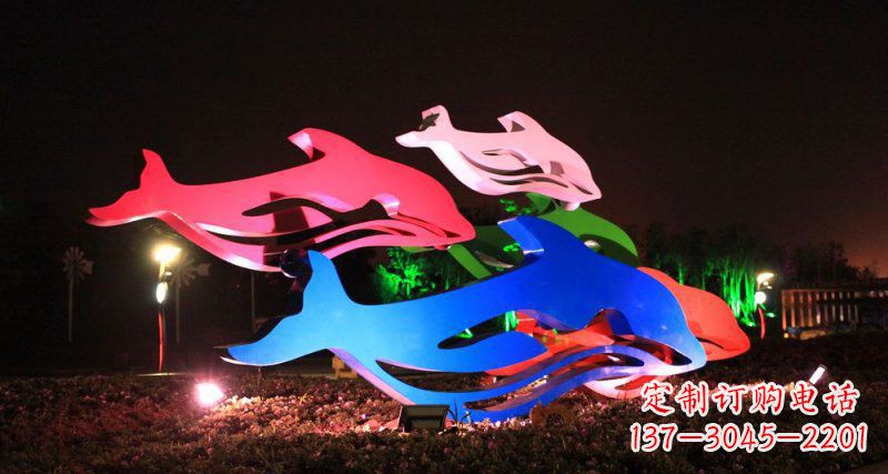 东营海豚雕塑传承海洋文化
