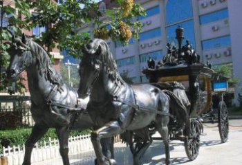 东营马车雕塑西方步行街的瑰宝
