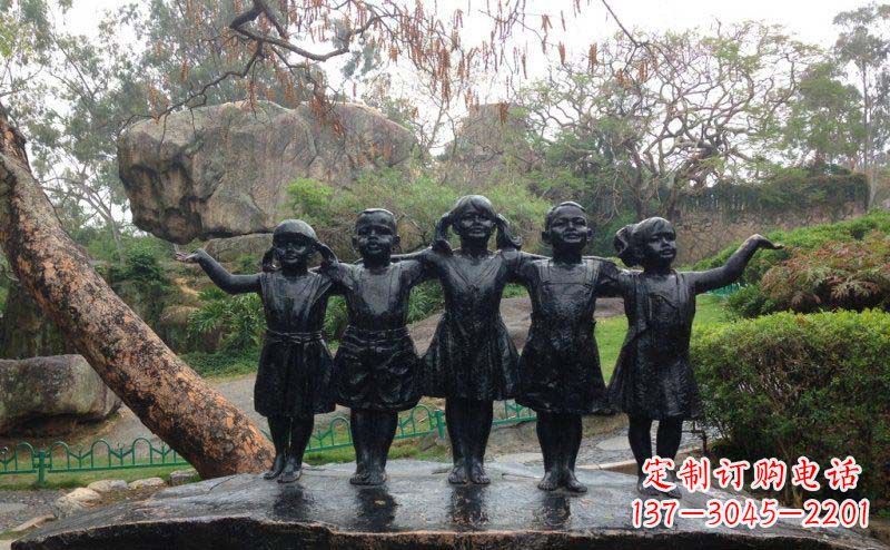 东营儿童雕塑传承着童真的美好