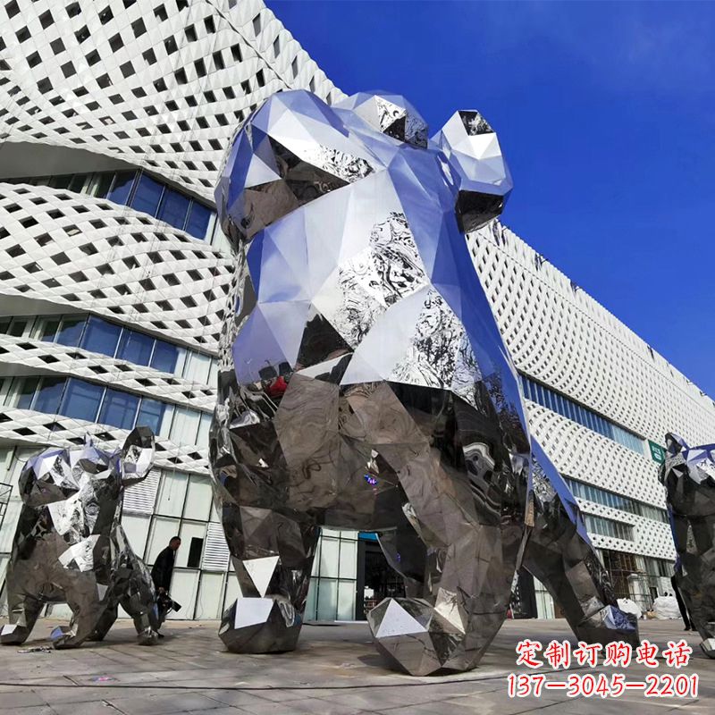 东营优雅可爱的面部狗雕塑