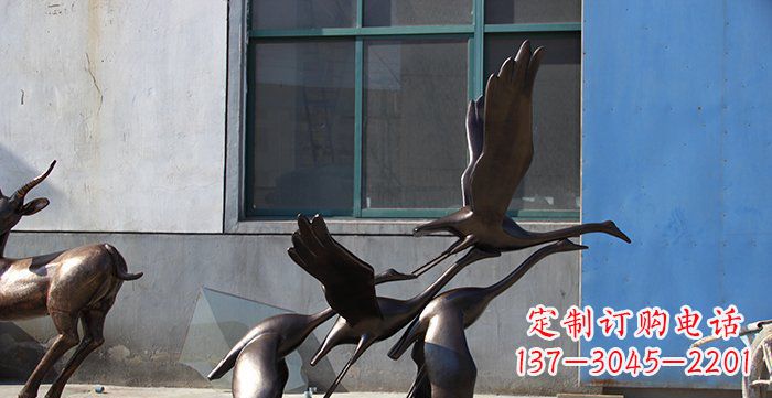 东营大雁飞翔铸铜雕塑