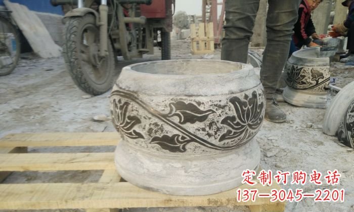 东营仿古圆形水缸石雕塑
