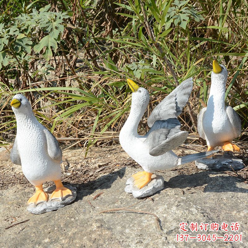 东营象征和平的和平鸽雕塑
