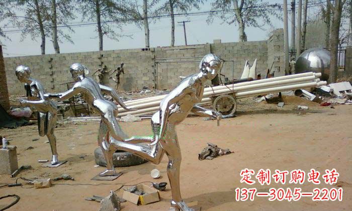 东营精致美丽的不锈钢跑步女孩雕塑