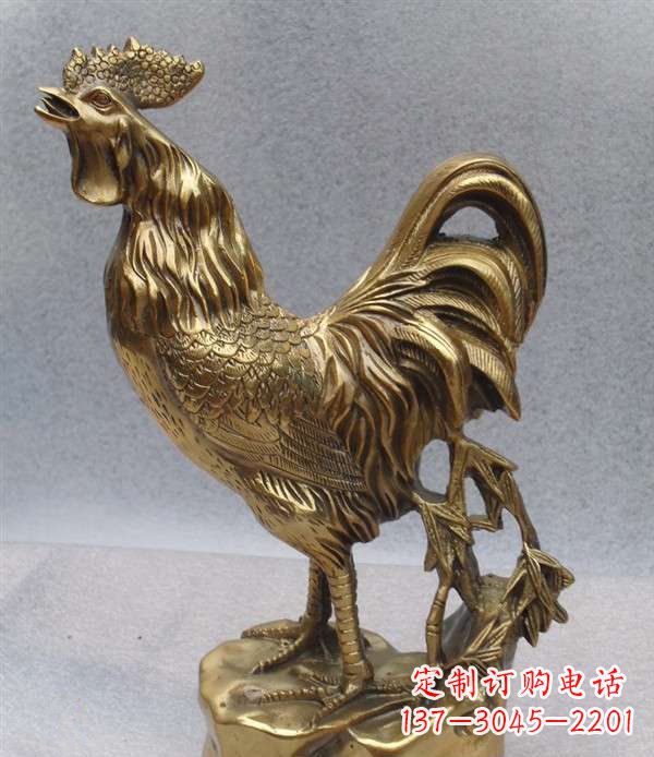 东营经典公鸡铜雕