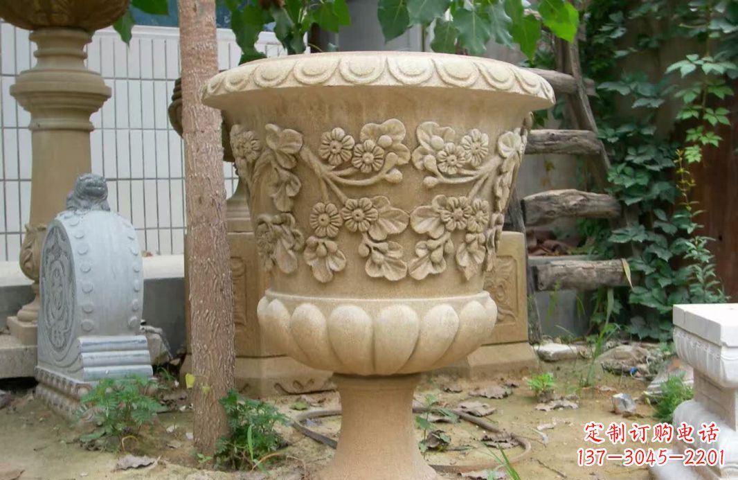 东营精美大理石花盆雕塑