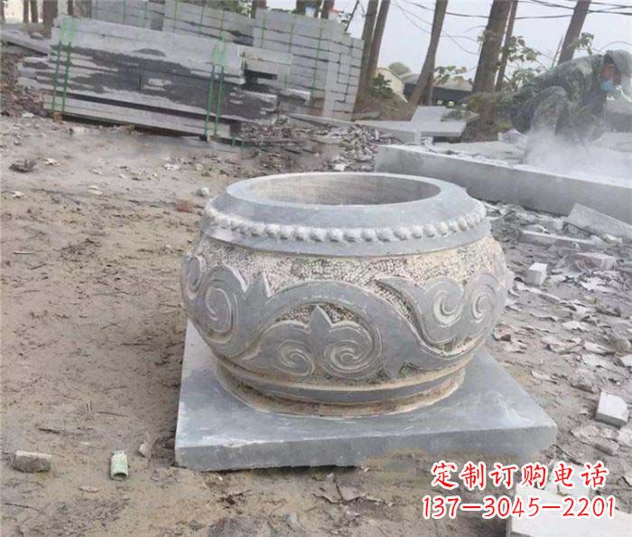 东营古典风格的仿古石水缸雕塑