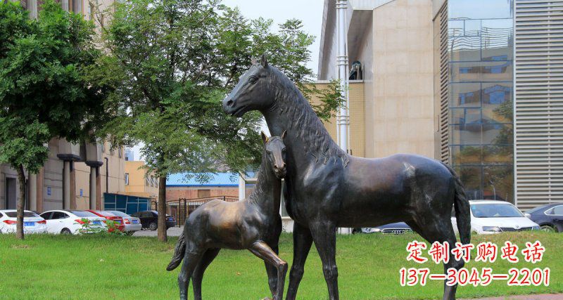 东营优质实木母子马铜雕