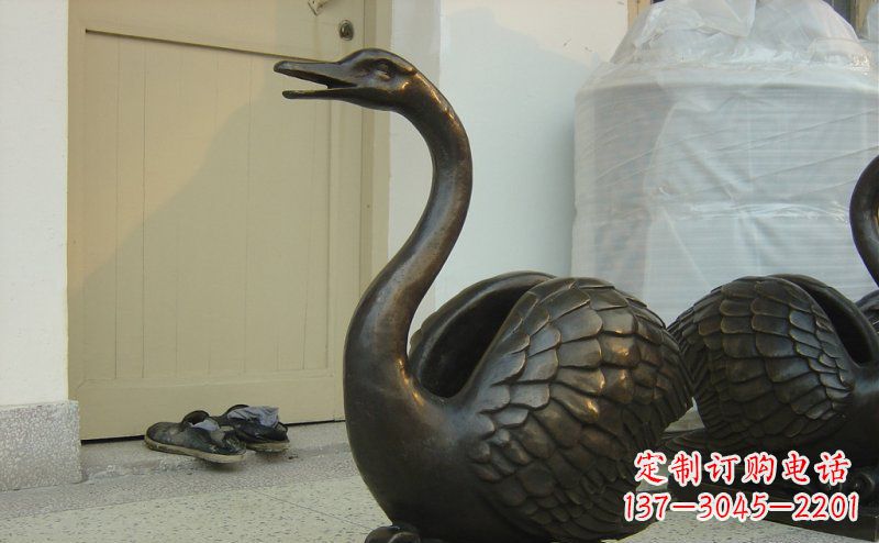 东营公园天鹅动物铜雕 (3)