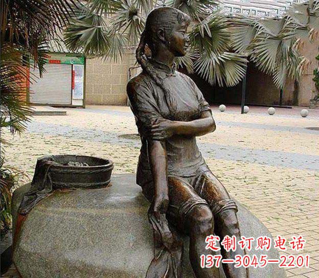 东营中领雕塑定制，洗衣服的女孩铜雕塑