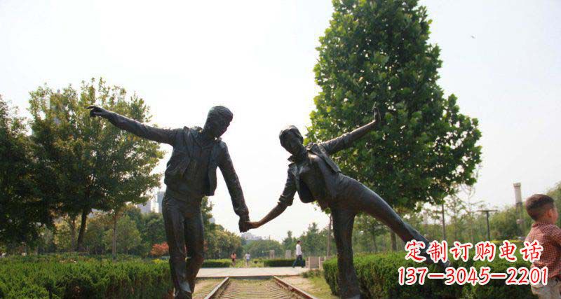 东营浪漫之旅——情侣铜雕定制
