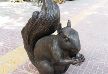 东营令人惊叹的松鼠铜雕塑