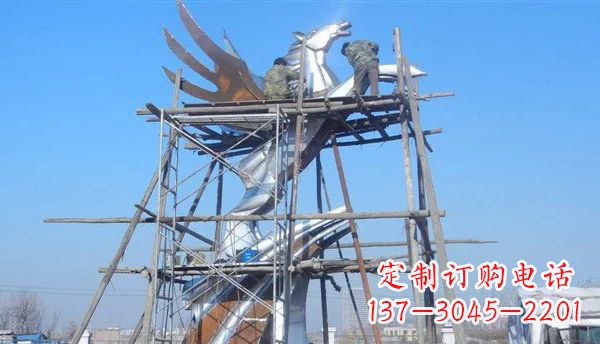 东营不锈钢飞马雕塑,给广场一个灵动之美
