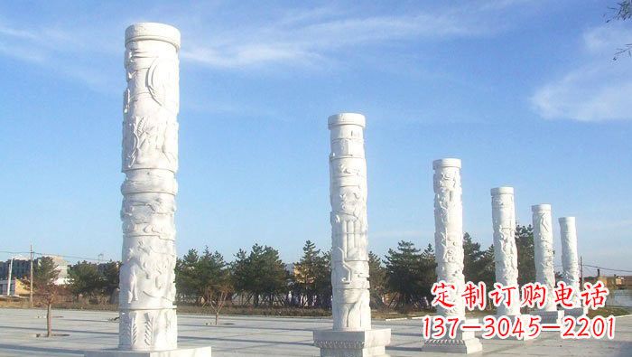 东营中国传统石雕:广场龙柱雕