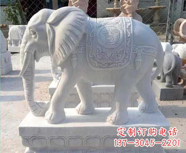 东营高贵厚重的大象雕塑