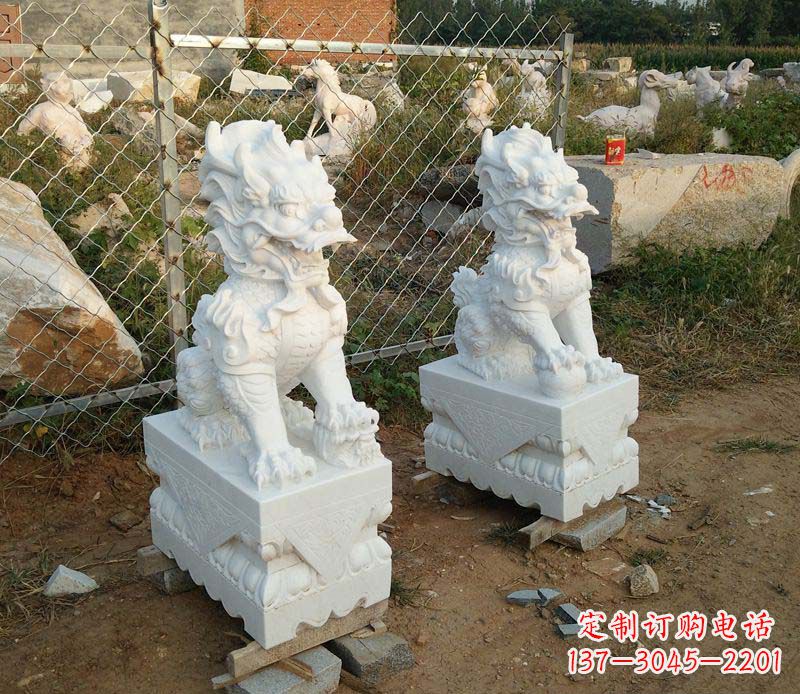 东营汉白玉门口踩球麒麟石雕
