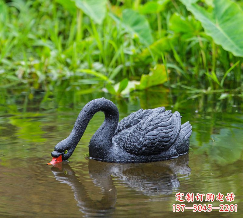 东营黑天鹅雕塑，水塘装饰摆件