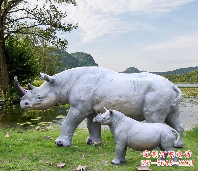 东营石雕犀牛母子雕塑
