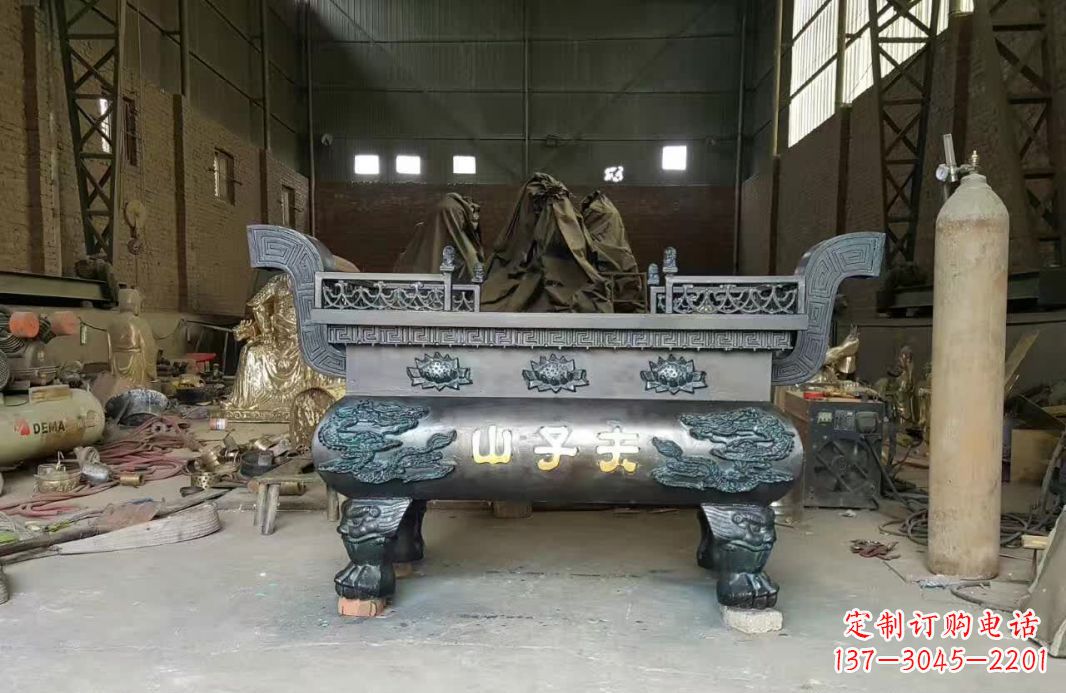 东营寺庙香炉铜雕12