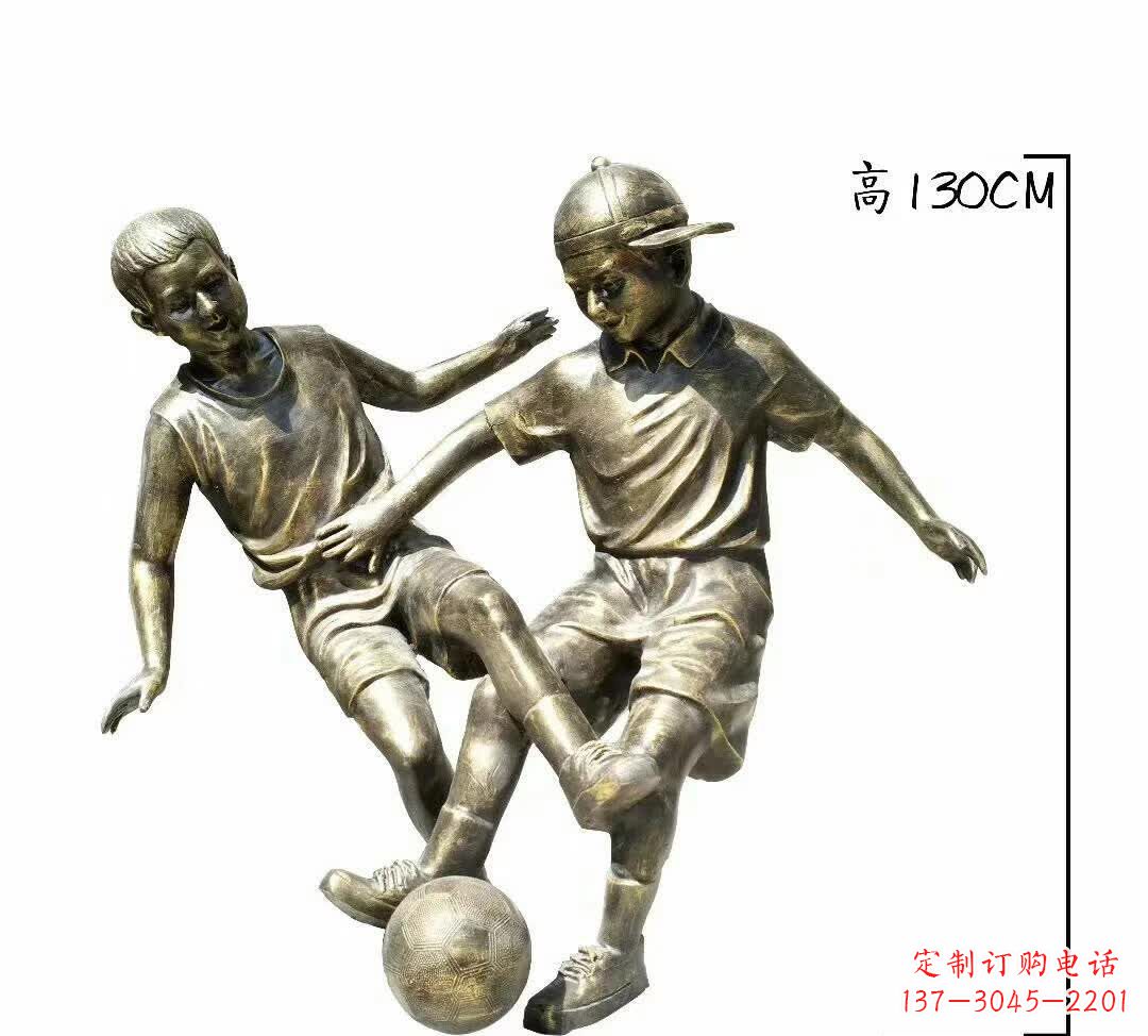 东营踢足球人物铜雕112