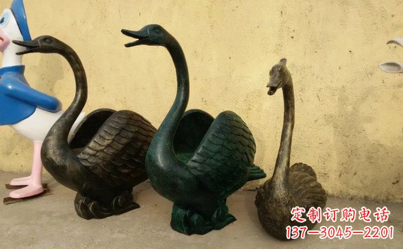 东营天鹅动物铜雕 (3)