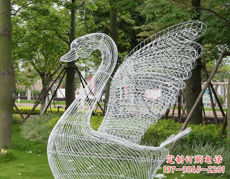 东营天鹅镂空不锈钢雕塑