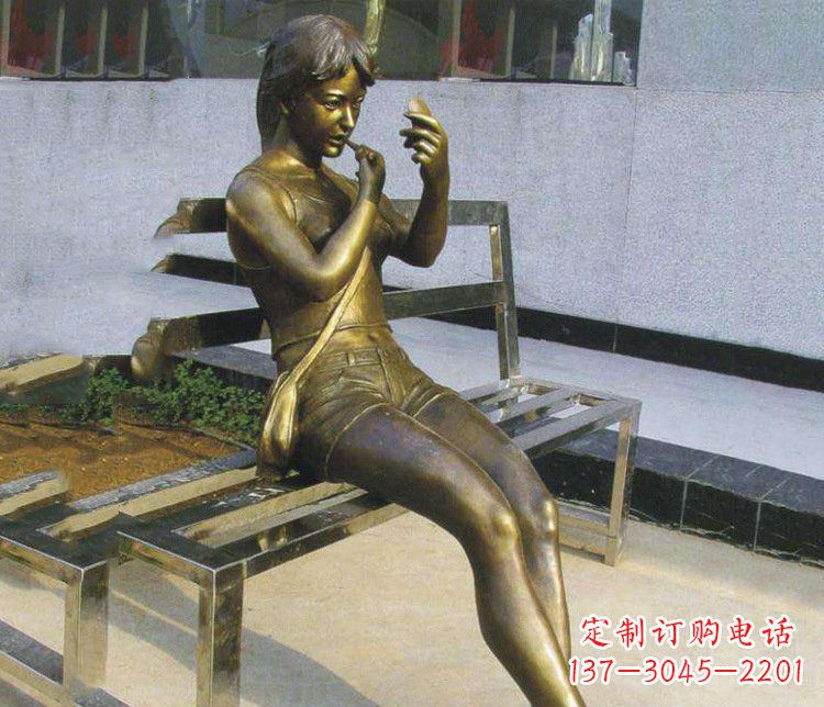 东营铜雕商业街化妆女孩人物雕塑