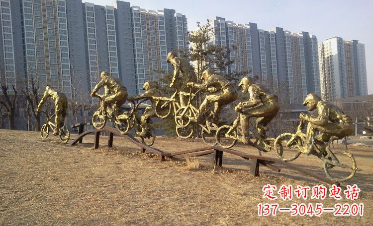 东营玩花样自行车人物铜雕