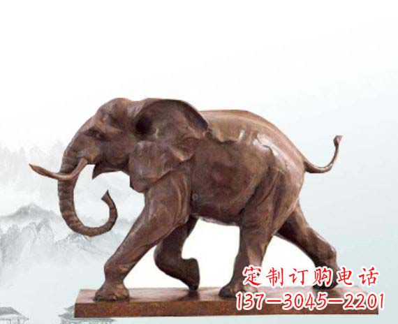 东营晚霞红大象公园动物石雕