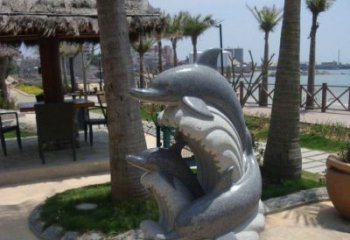 东营海豚雕塑，让海洋之声带给你温暖