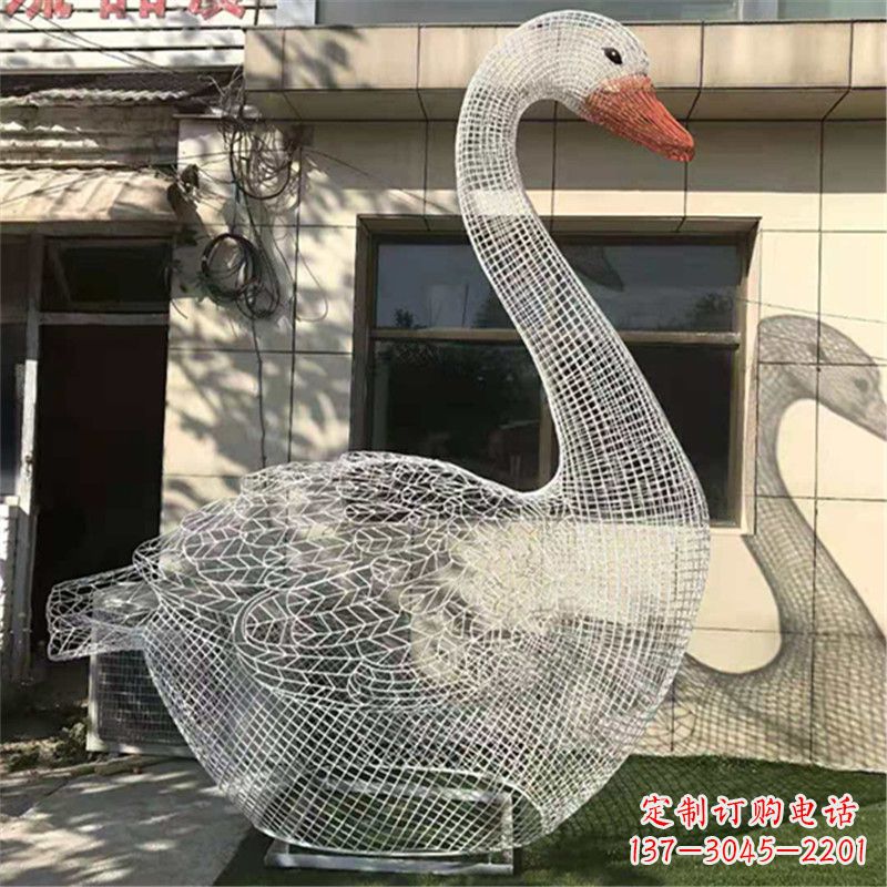 东营卧姿天鹅不锈钢草坪网格动物摆件