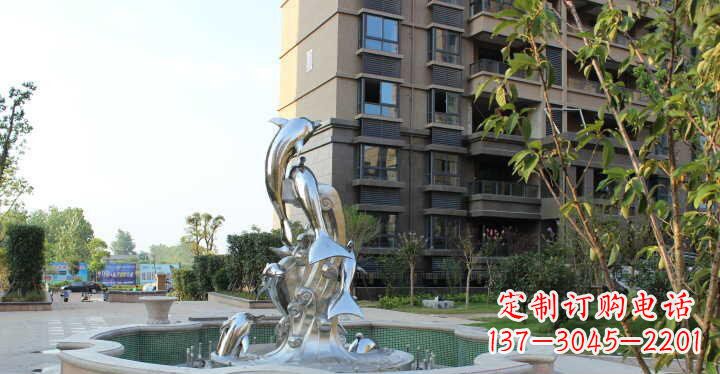 东营小区不锈钢跳跃海豚景观雕塑